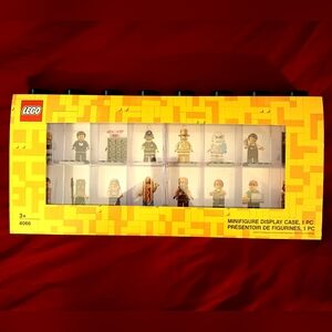 LEGO Storage 4066 Black Brick Minifigure Display Case NEW- 16 Fig Slots Retired